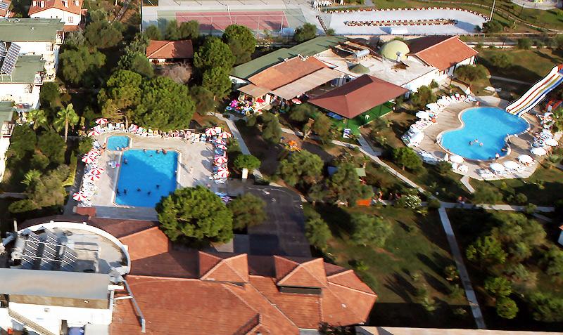 Club Serena Beach